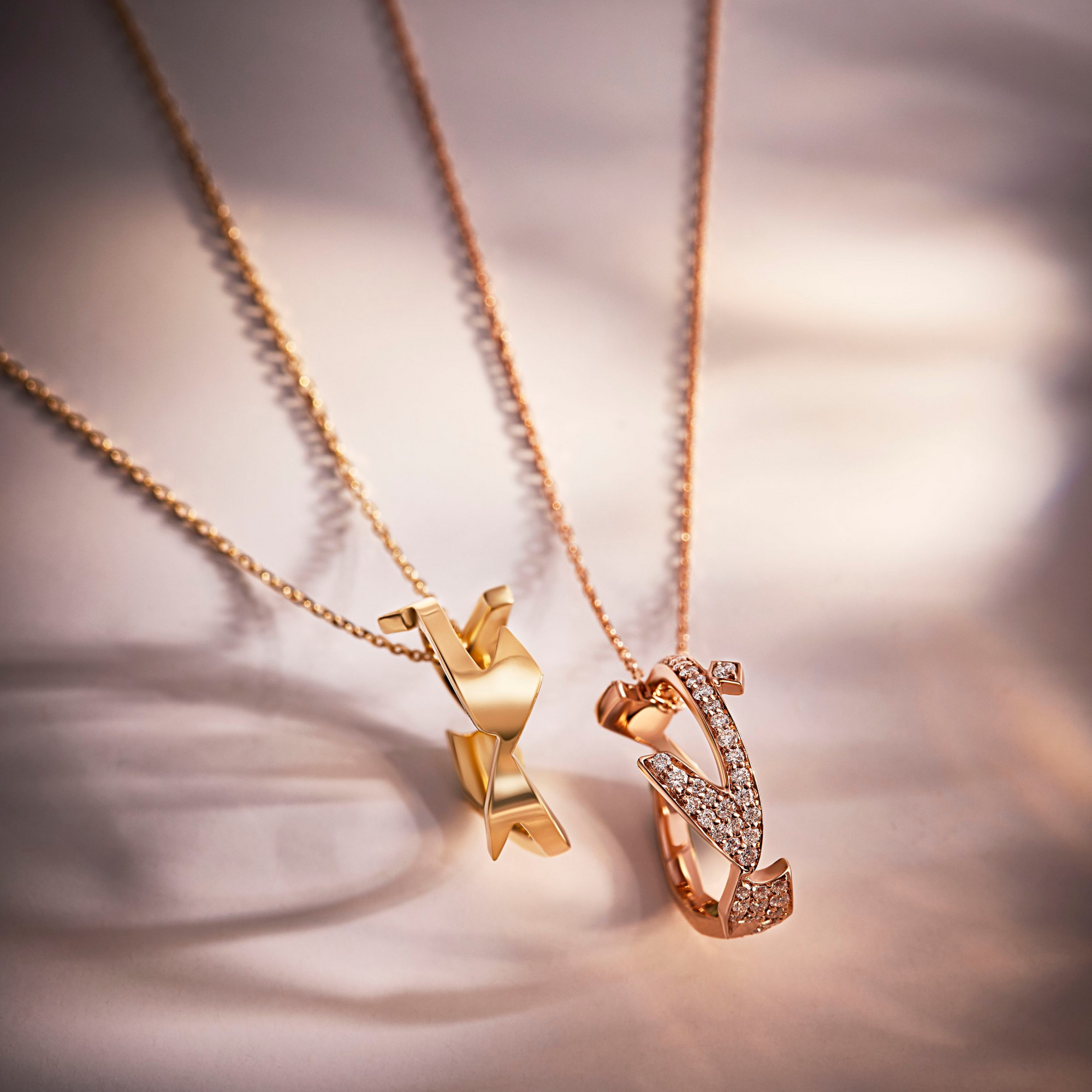 HOBBI - 18K Gold & Diamond "Love" Necklace
